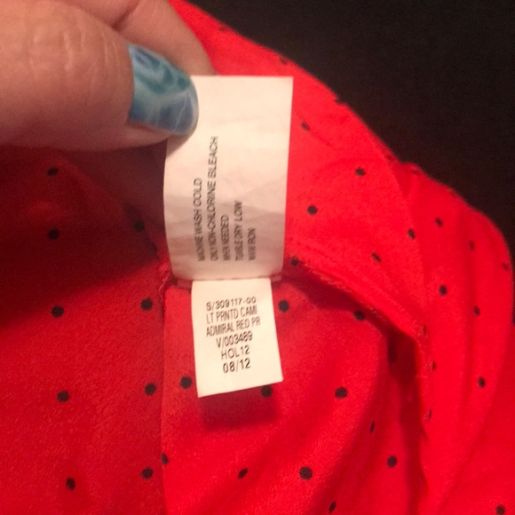 Cute red ruffle cami with black polka dots - Picture 7 of 7